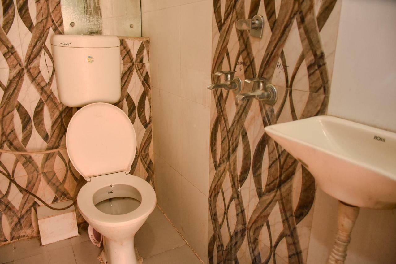 Hotel Dilip Indore Dış mekan fotoğraf